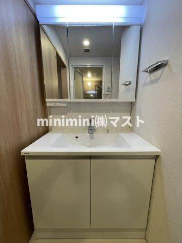 旧　スプランディッド本町東DUEの洗面所