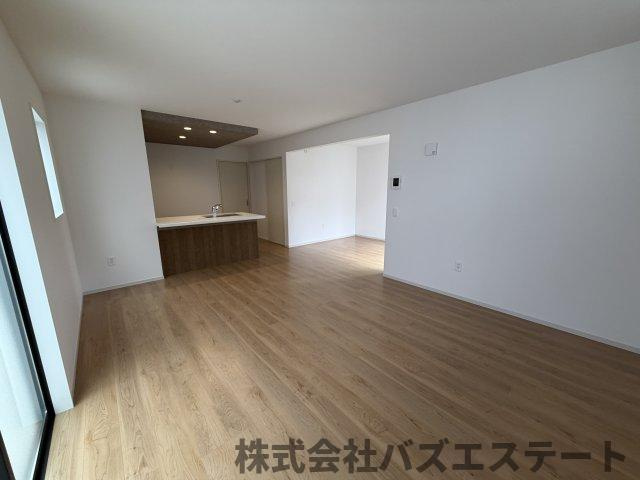西庄　新築一戸建ての内装