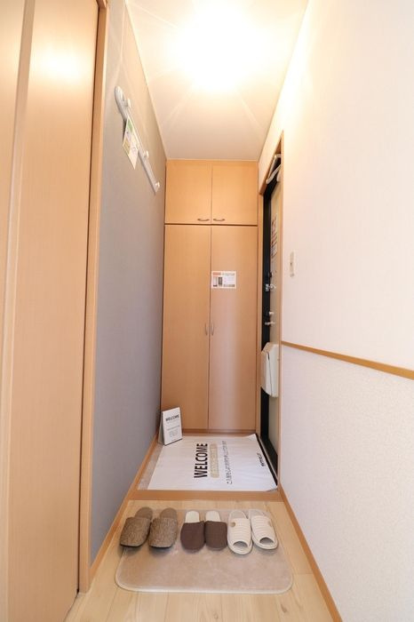 ル・コンフォ Ａの玄関
