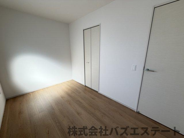網干区垣内西町　新築一戸建ての洋室