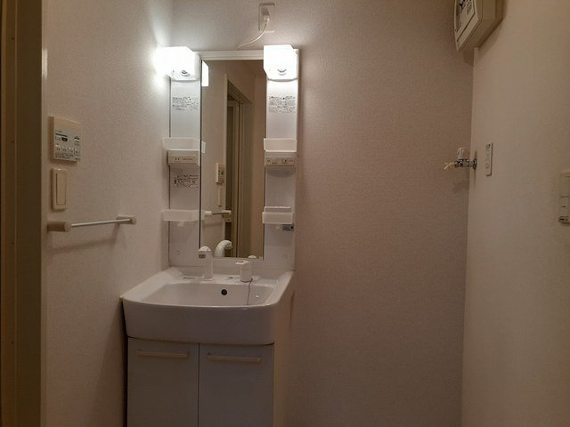 メゾン　ソレイユの洗面所|洗面所です