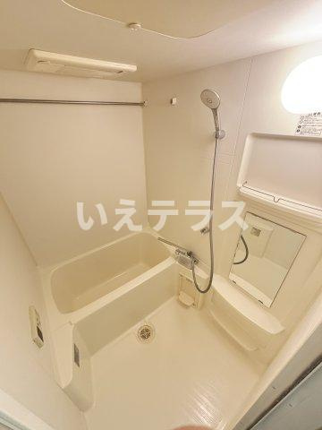 アーバングリーン神戸元町の浴室