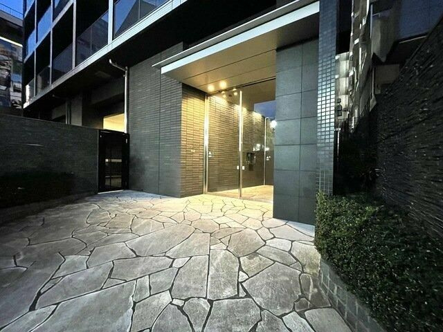 ガーラ・プレシャス渋谷のエントランス