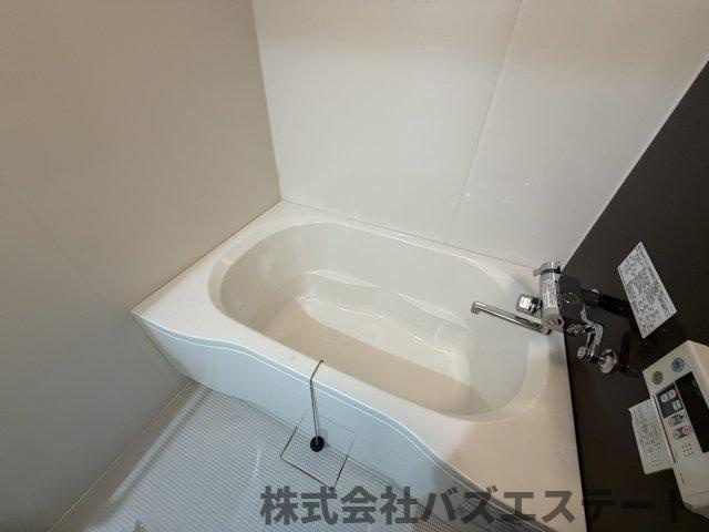 ネオハイツ姫路AMETY228の浴室