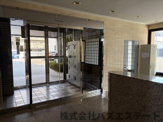 プレステージ姫路Ⅱのエントランス