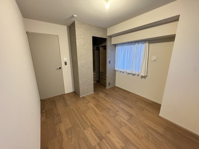 小石川アインス　14Fの洋室