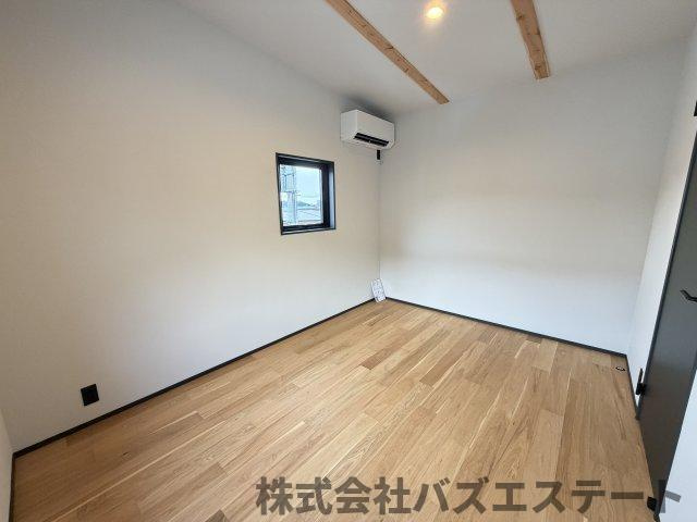 北新在家　中古一戸建ての洋室