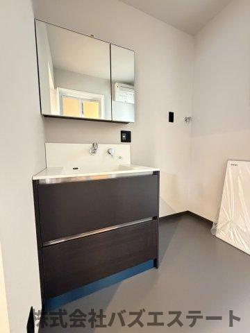 北新在家　中古一戸建ての洗面所