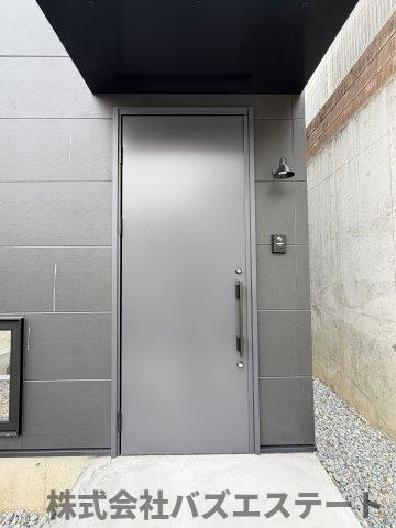 北新在家　中古一戸建てのエントランス