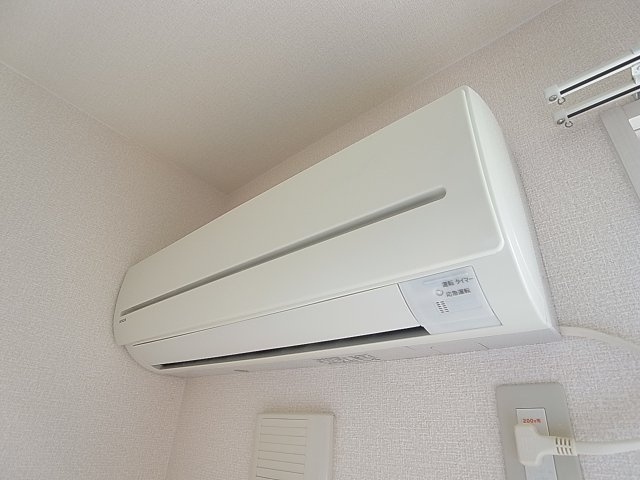 ラフォーレ名倉の設備|1年中快適なエアコン完備