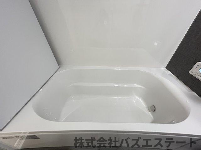 三木市平田　新築一戸建ての浴室