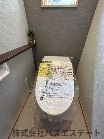 三木市平田　新築一戸建てのトイレ