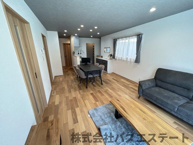 三木市平田　新築一戸建ての内装