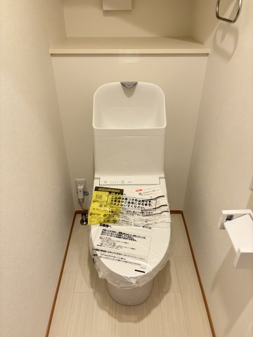 南八代町　新築一戸建てのトイレ