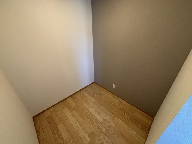 南八代町　新築一戸建ての洋室