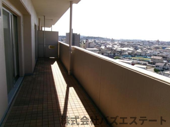 アルファステイツ東今宿のバルコニー