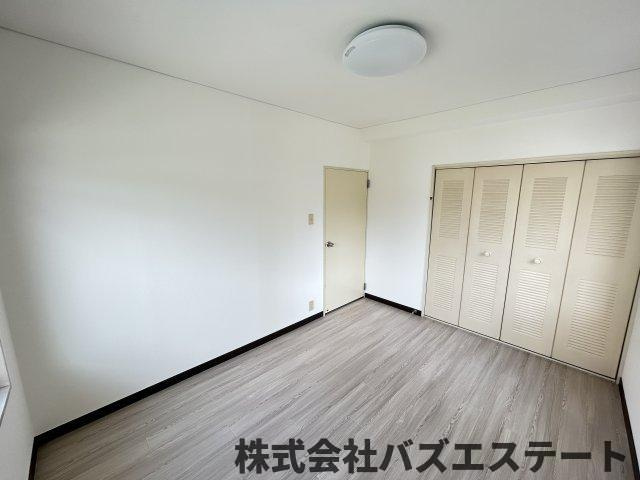 青山マンションの洋室