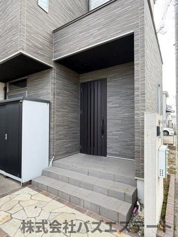 網干区田井　中古一戸建てのエントランス
