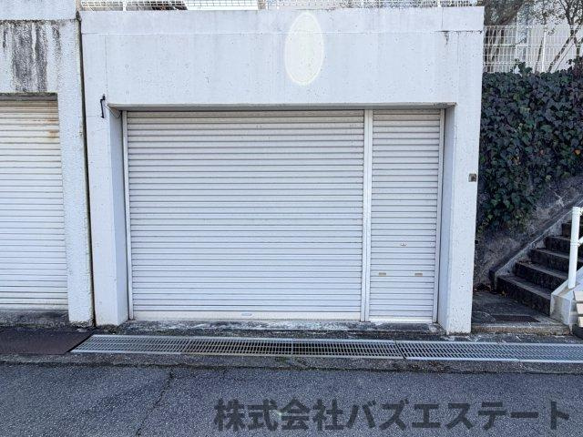 田寺東　中古一戸建ての駐車場