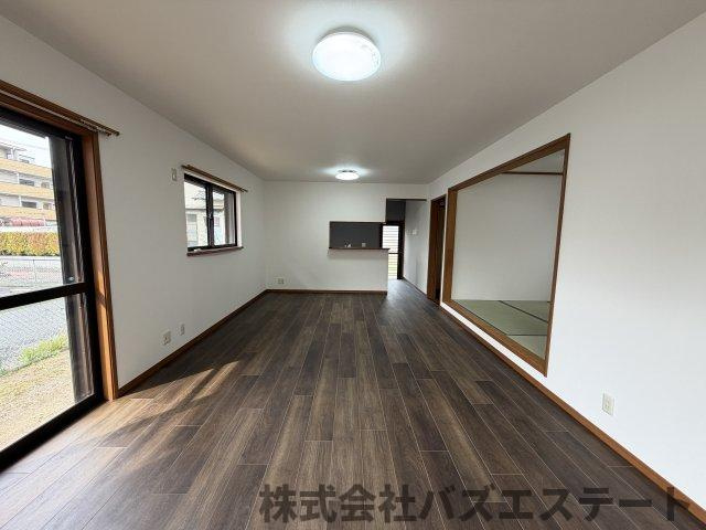 白浜町宇佐崎北　中古一戸建ての内装