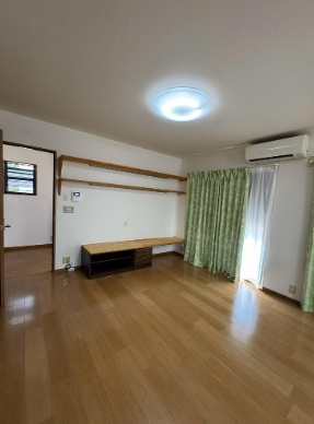 姫路市網干区垣内南町の中古一戸建の居間・リビング