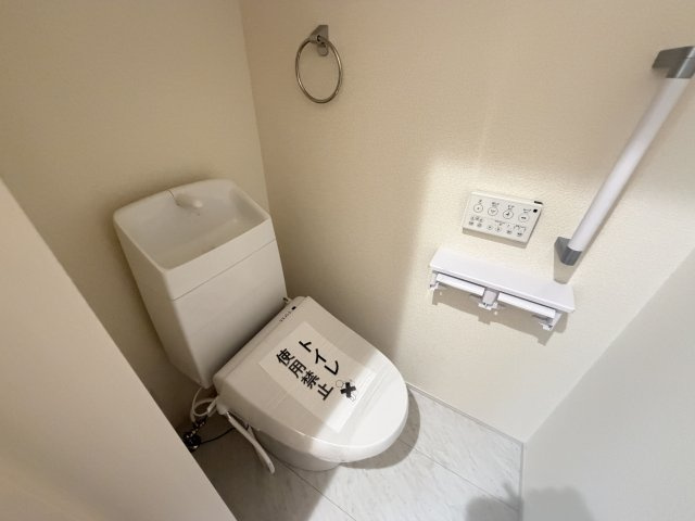 姫路市西庄の新築一戸建のトイレ