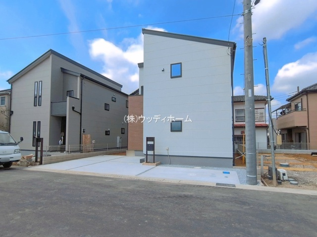 春日部市緑町　新築一戸建て　2号棟の外観