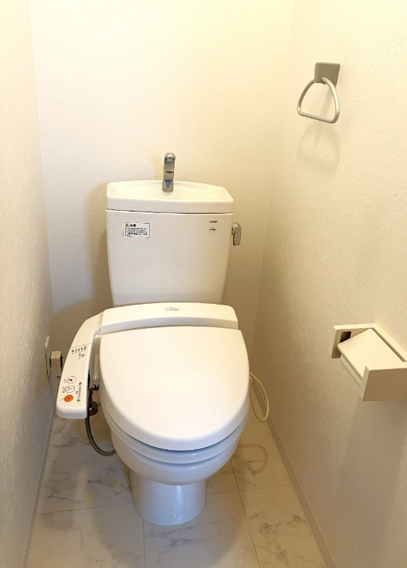 大阪市天王寺区大道２丁目の賃貸マンションのトイレ|シンプルで使いやすいトイレです