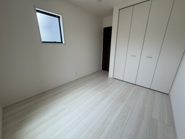 御立東　新築一戸建ての和室