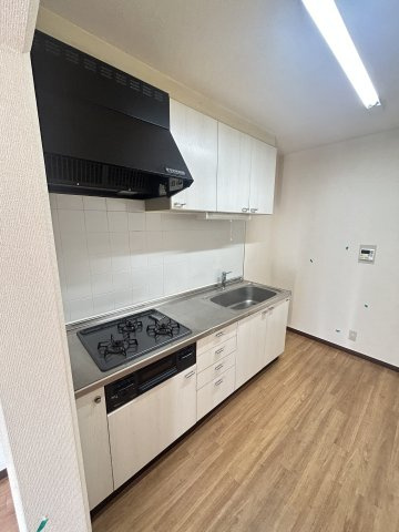 リヴェール滝山のキッチン