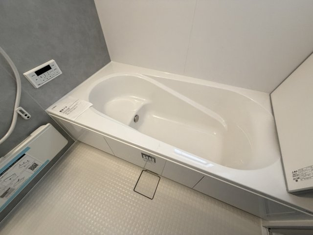 東山　新築一戸建ての浴室