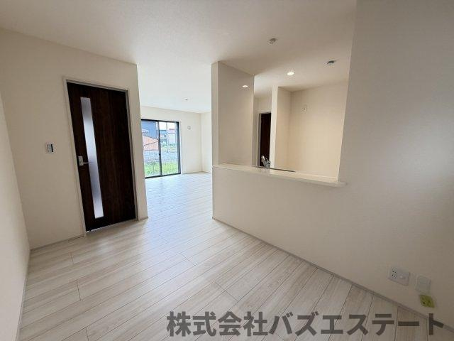 青山　新築一戸建ての居間・リビング