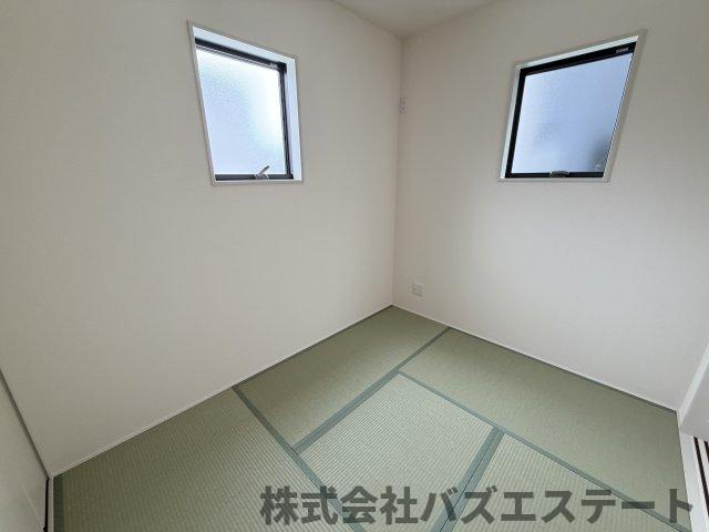 青山　新築一戸建ての和室