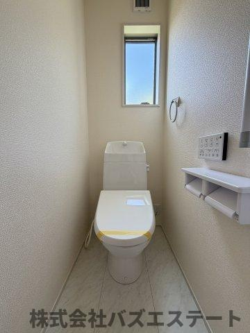 勝原区山戸　新築一戸建てのトイレ