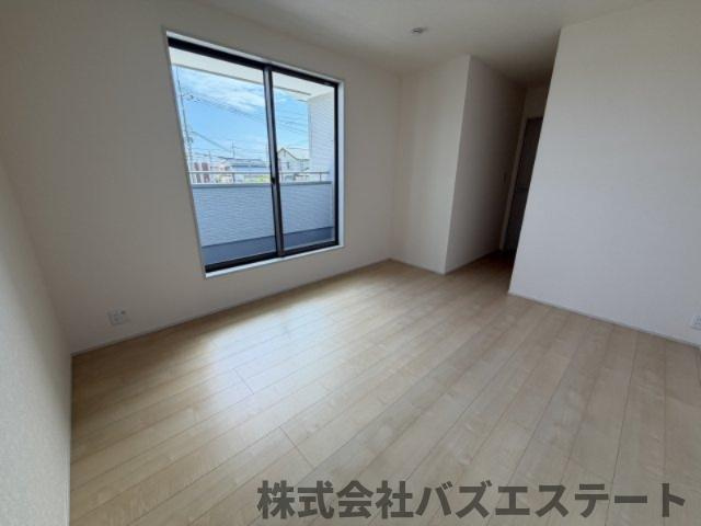 勝原区山戸　新築一戸建ての洋室
