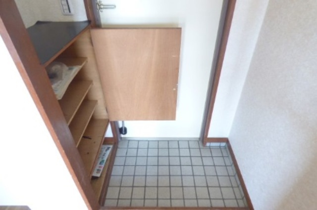 ハイツトミの玄関|玄関