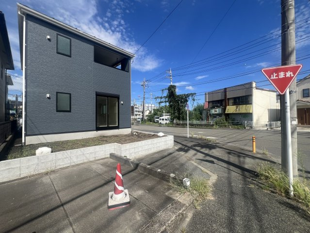 相模原市緑区下九沢第70の前面道路含む現地写真
