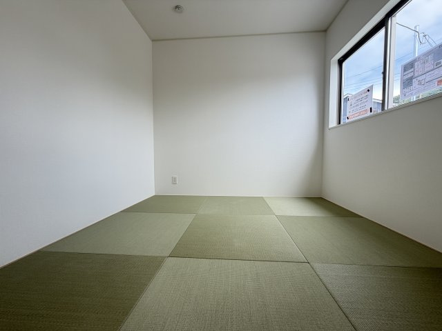 上大野　新築一戸建ての和室