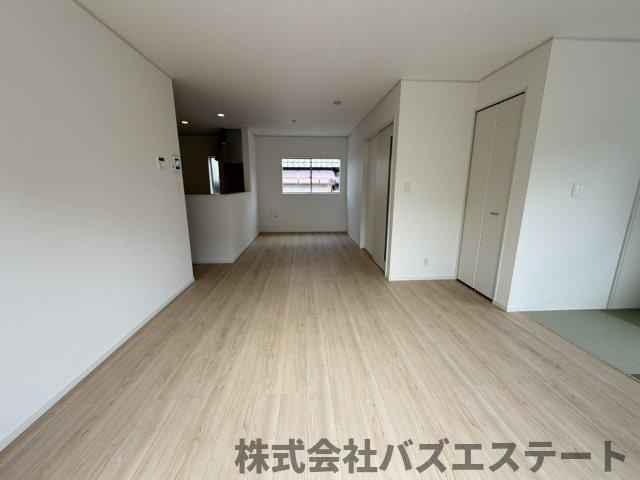 野里慶雲寺前町　新築一戸建ての内装
