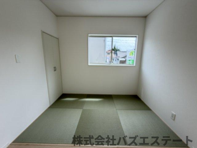野里慶雲寺前町　新築一戸建ての和室