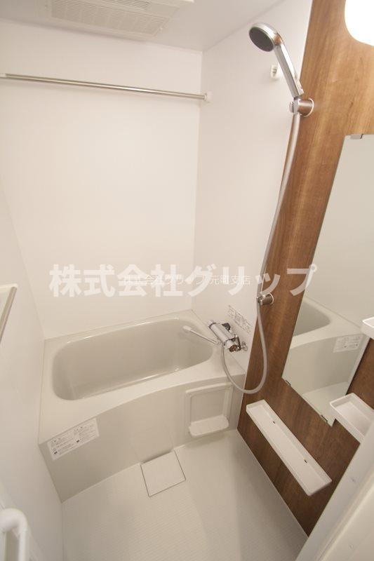 阪東橋KNOTSの浴室