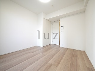 ライジングプレイス川崎の寝室