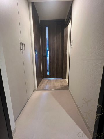 バウスフラッツ新大阪の玄関