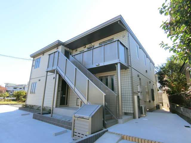 日野市西平山２丁目のアパート