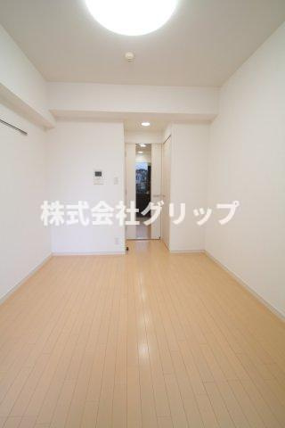 グリフィン横浜・西口壱番館の居間・リビング