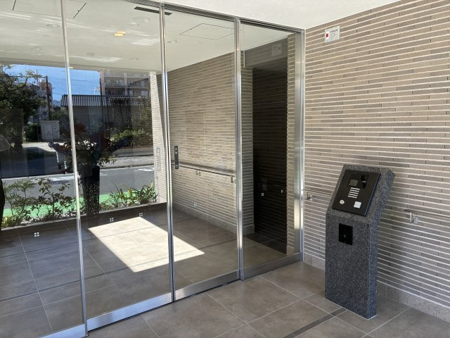 アルファステイツ笹原駅南のエントランス