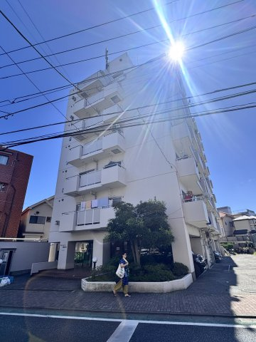 グランドメゾン西新井の外観|ドキドキの新生活も、安心してスタート。ぴったりの住まいを見つけませんか？クランディアが一緒に住まい選びをサポートします‼　まずは、お気軽にお問合せください　＃クランディア