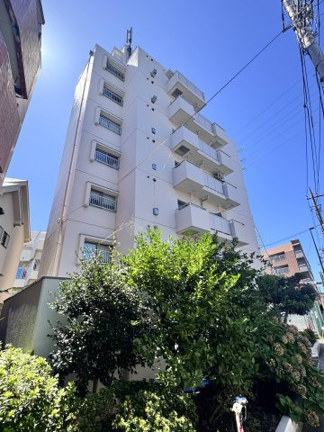 グランドメゾン西新井の外観|ドキドキの新生活も、安心してスタート。ぴったりの住まいを見つけませんか？クランディアが一緒に住まい選びをサポートします‼　まずは、お気軽にお問合せください　＃クランディア