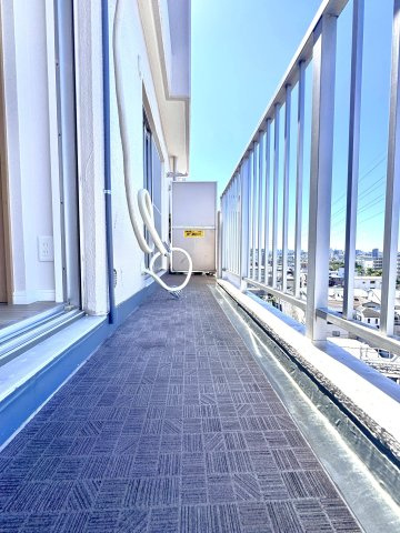 グランドメゾン西新井のバルコニー|ドキドキの新生活も、安心してスタート。ぴったりの住まいを見つけませんか？クランディアが一緒に住まい選びをサポートします‼　まずは、お気軽にお問合せください　＃クランディア