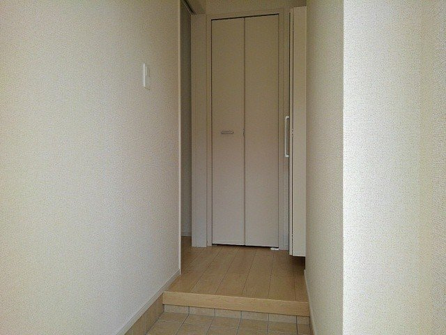シャルマン大蓮北の玄関